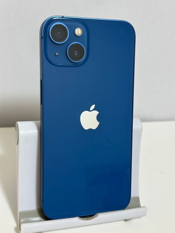 ���Хåƥ꡼81% ���� SIM�ե꡼ iPhone13 128GB �֥롼