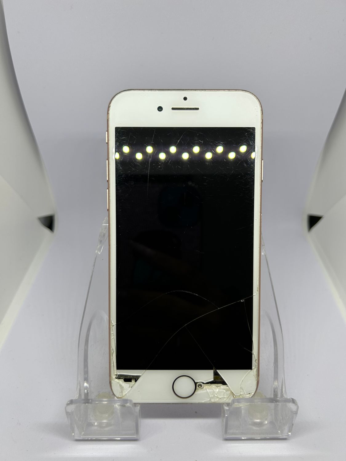 ムスビー｜○SIMフリー iPhone8 64GB ゴールド バッテリー81%【iPhone8