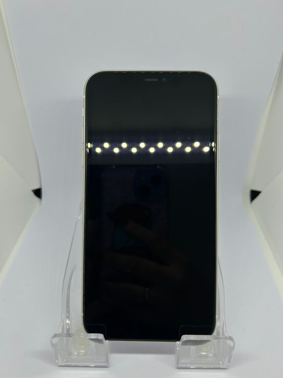 ��SIM�ե꡼ iPhone11  256GB �ۥ磻�� ����̵��