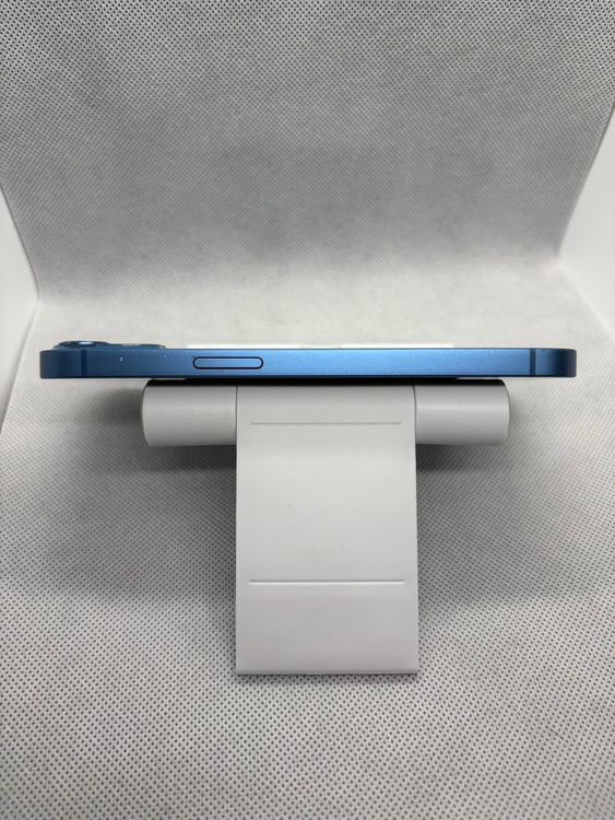 ���ϥԥͥ��ͥå� SIM�ե꡼ iPhone13 128GB �֥롼 �Хåƥ꡼87%