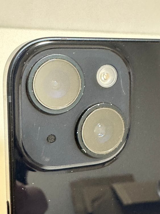 ���Хåƥ꡼87% SIM�ե꡼ iPhone14 128GB �ߥåɥʥ���