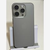 ���Хåƥ꡼87% SIM�ե꡼ iPhone15Pro 128GB �ʥ���������˥���