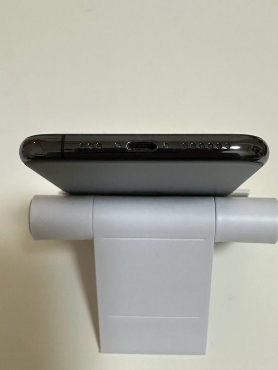 ��SIM�ե꡼ iPhone11Pro 64GB ���ڡ������쥤
