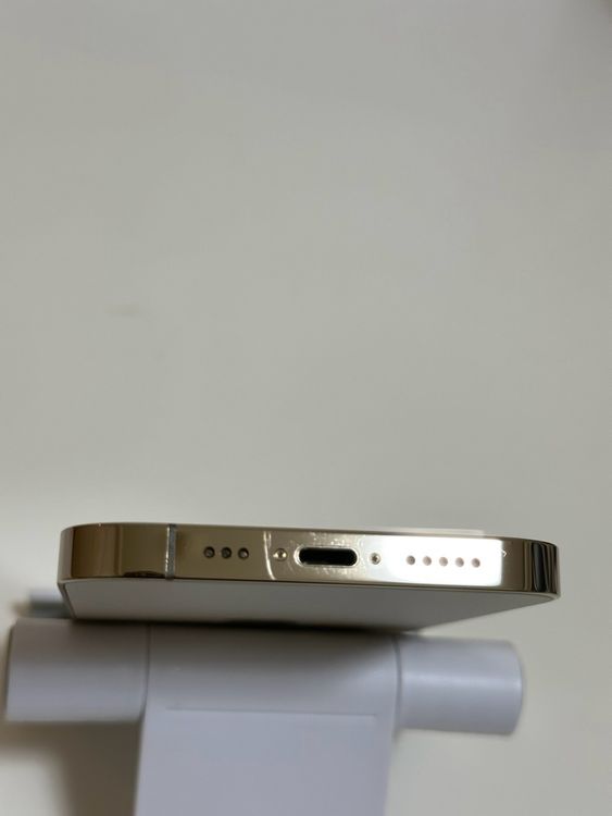 ��SIM�ե꡼ iPhone13Pro 128GB �������