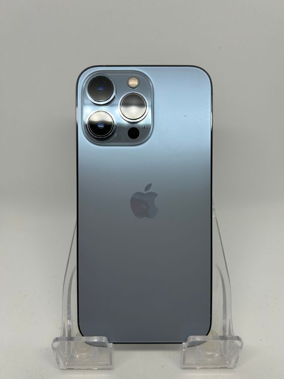 ���ϥԥͥ��ͥå� SIM�ե꡼ iPhone13Pro  256GB ������֥롼 �Хåƥ꡼74%