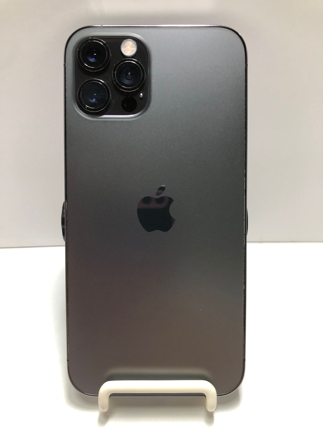 S 100% iPhone 12 Pro 128 GB SIMフリー　グレイ Amazon | 【整備済み品】 Apple iPhone 12 Pro 128GB