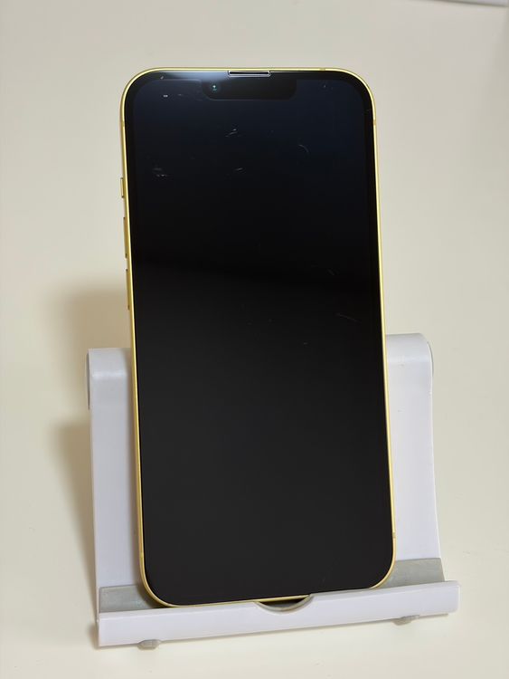 ���Хåƥ꡼82% SIM�ե꡼ iPhone14 128GB ��������