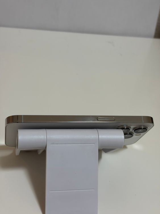 ���Хåƥ꡼80% ���� SIM�ե꡼ iPhone13Pro 128GB ����С�