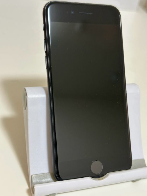 ��SIM�ե꡼ iPhoneSE ��2���� 128GB �֥�å�