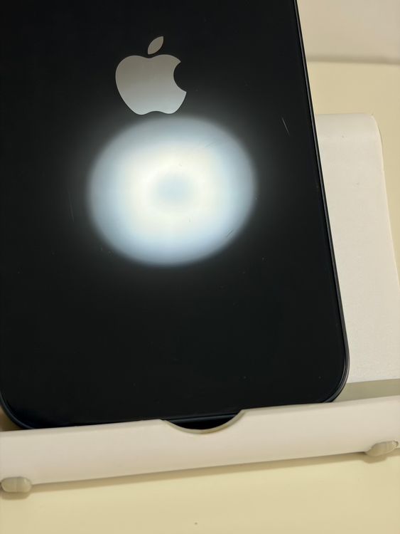 ���Хåƥ꡼84% ���� SIM�ե꡼ iPhone13 128GB �ߥåɥʥ���
