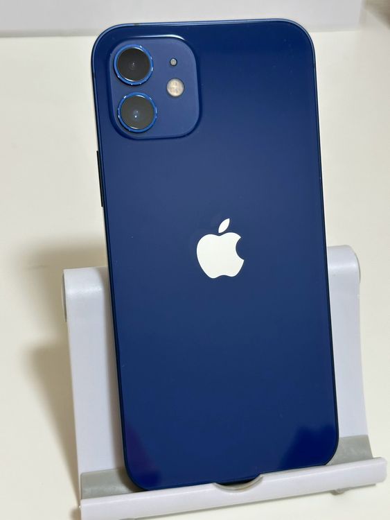 ���Хåƥ꡼96% SIM�ե꡼ iPhone12 128GB �֥롼