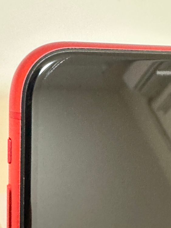 ���Хåƥ꡼81% SIM�ե꡼ iPhone11 128GB ��å�