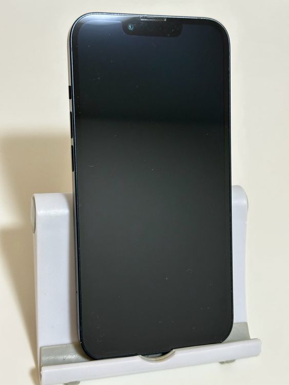 ���Хåƥ꡼82% SIM�ե꡼ iPhone13 128GB �ߥåɥʥ���