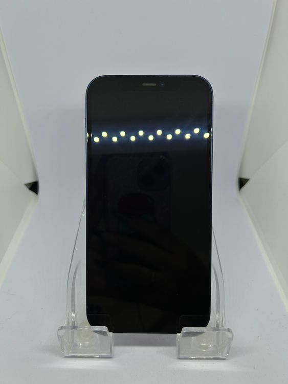 ��SIM�ե꡼ iPhone12  64GB �֥롼