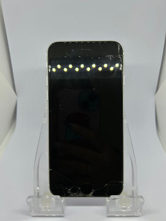 ��SIM�ե꡼ iPhoneSE��2����  128GB �ۥ磻�� �Хåƥ꡼72%