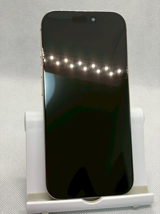 ���Хåƥ꡼87% SIM�ե꡼ iPhone16Pro 256GB �ʥ���������˥���