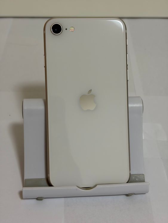 ���Хåƥ꡼96% SIM�ե꡼ iPhoneSE ��3���� 128GB �������饤��