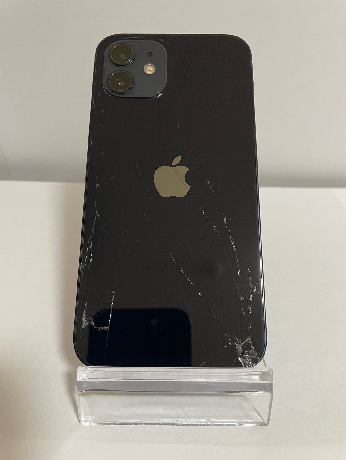 iPhone12 ブラック　SIMフリー iPhone 12 64GB - ブラック - Simフリー 【整備済み再生品