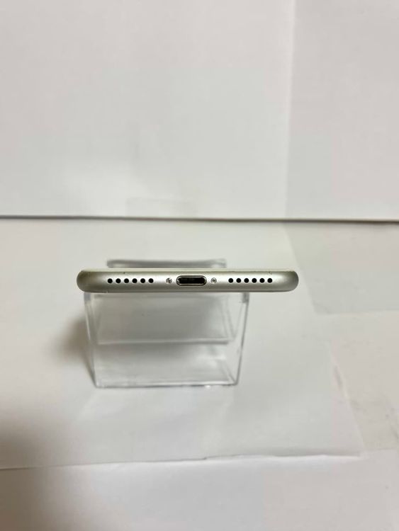 ���Хåƥ꡼90% iPhone7 32GB ����С�   ����̵��