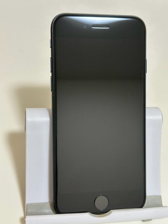 ��̤������ SIM�ե꡼ iPhoneSE ��3���� 64GB �ߥåɥʥ���