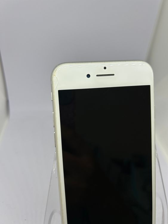 ��SIM�ե꡼ iPhone8  64GB ����С� �Хåƥ꡼75%