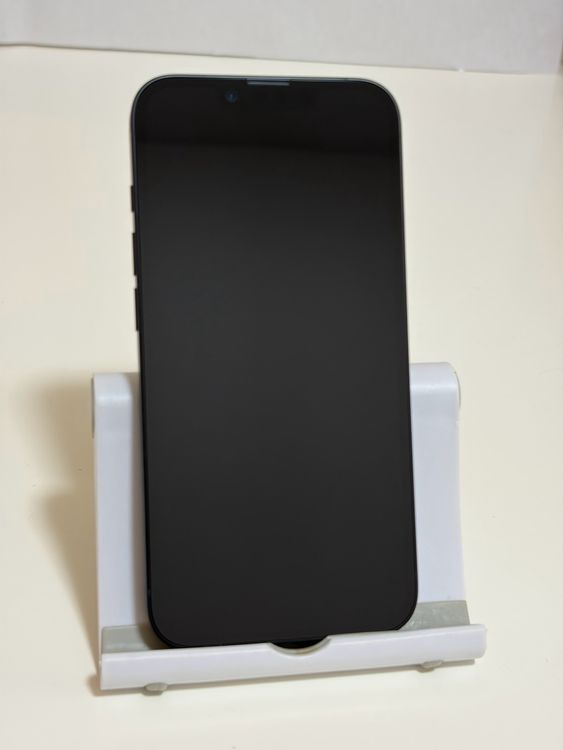 ���Хåƥ꡼100% ����Ʊ�� SIM�ե꡼ iPhone16e 128GB �֥�å�