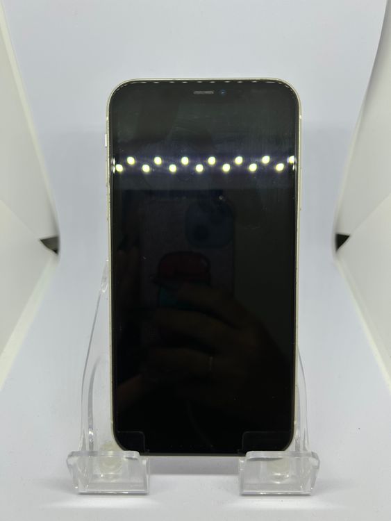 ��SIM�ե꡼ iPhone11  128GB �ۥ磻�� �Хåƥ꡼73%