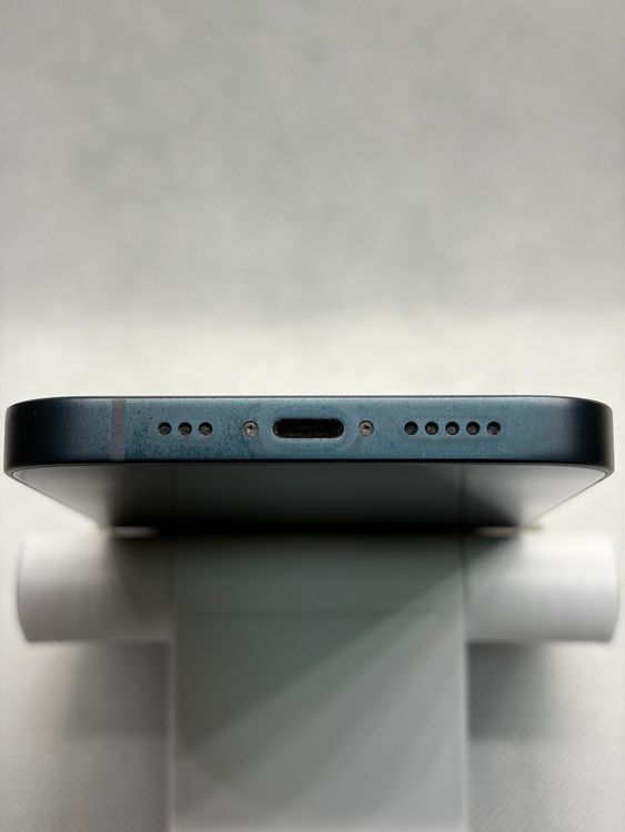 ��SIM�ե꡼ iPhone14 128GB �ߥåɥʥ��� �Хåƥ꡼81%