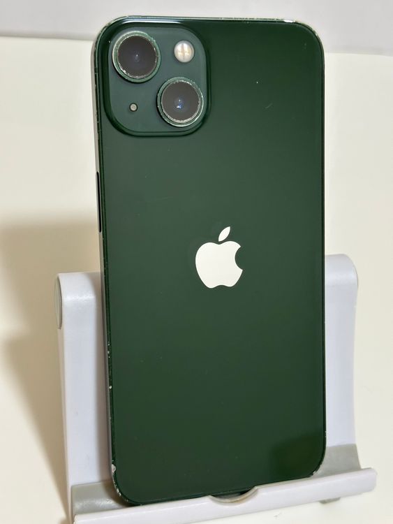 ���Хåƥ꡼82% SIM�ե꡼ iPhone13 128GB ���꡼��