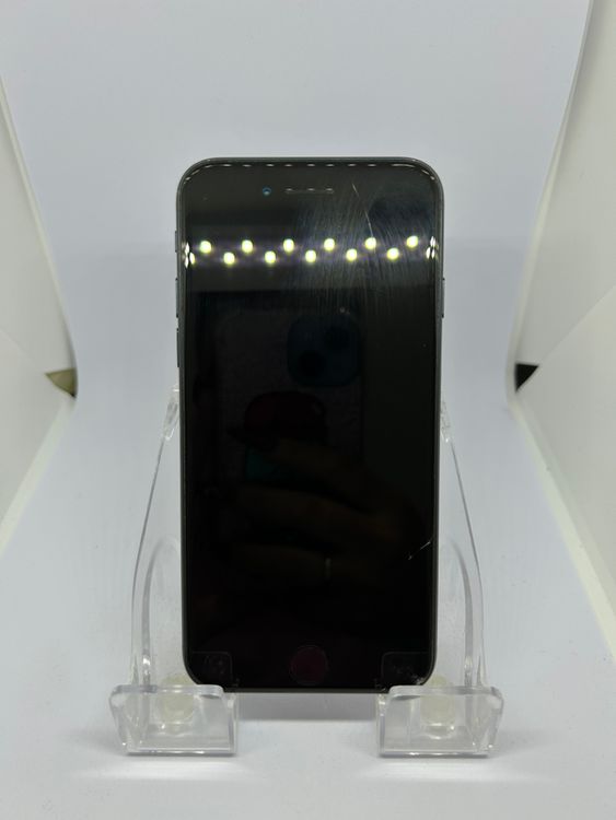 ��SIM�ե꡼ iPhoneSE��3����  256GB �ߥåɥʥ���