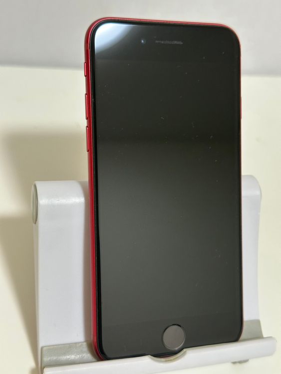 ���Хåƥ꡼86% SIM�ե꡼ iPhoneSE ��3���� 128GB ��å�