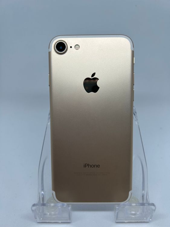 ���ϥԥͥ��ͥå� SIM�ե꡼ iPhone7  32GB ������� �Хåƥ꡼82%