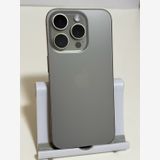 ���Хåƥ꡼84% Ķ���� SIM�ե꡼ iPhone15Pro 256GB �ʥ���������˥���