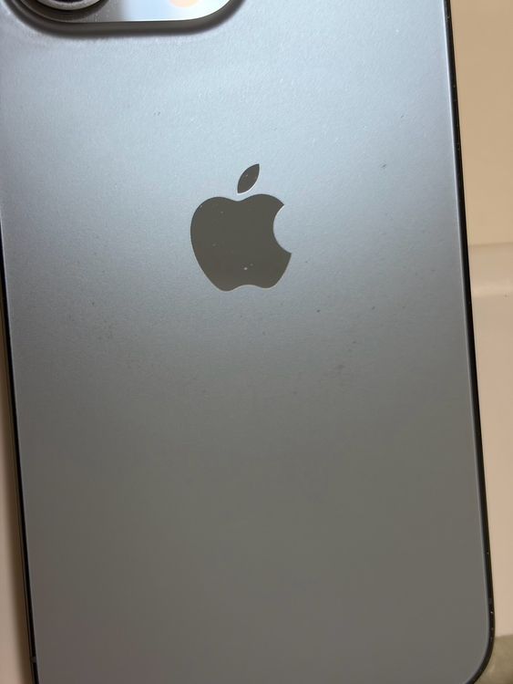���Хåƥ꡼85% SIM�ե꡼ iPhone13Pro 256GB ������֥롼