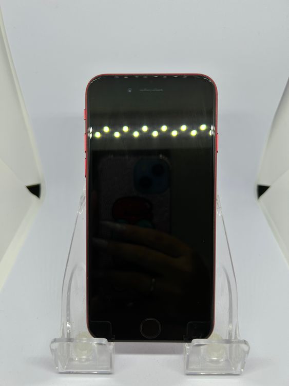��SIM�ե꡼ iPhoneSE��3����  64GB ��å�