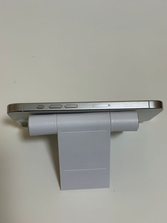 ��SIM�ե꡼ iPhone15Pro 128GB �ۥ磻�ȥ����˥���