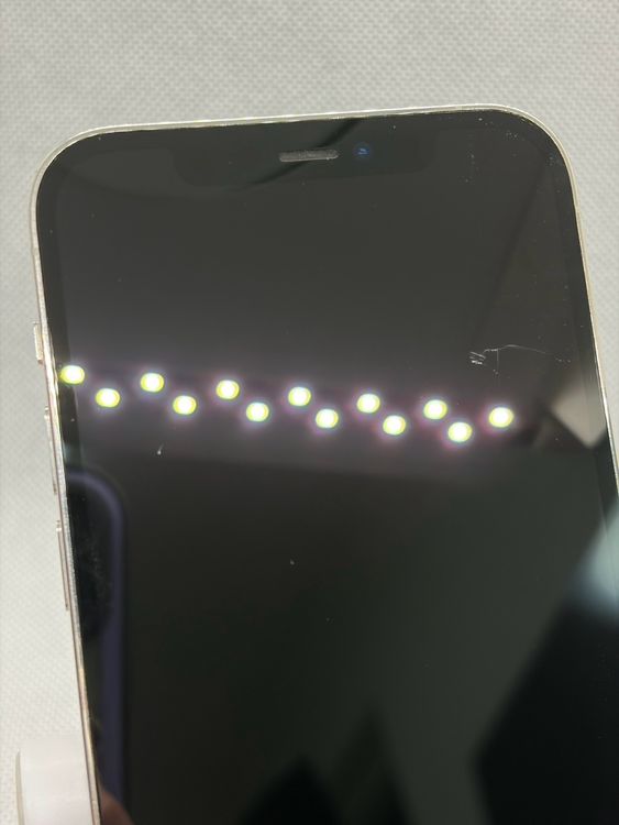 ���Хåƥ꡼85% SIM�ե꡼ iPhone12Pro 128GB ����С�