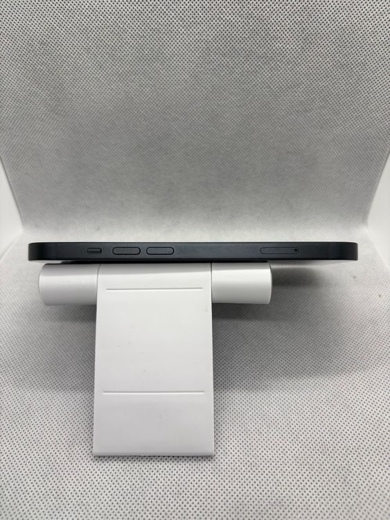 ���Хåƥ꡼86% SIM�ե꡼ iPhone14 128GB �ߥåɥʥ���