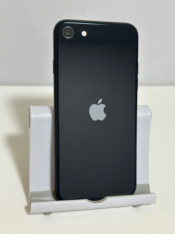������ �Хåƥ꡼100% SIM�ե꡼ iPhoneSE ��3���� 64GB �ߥåɥʥ���