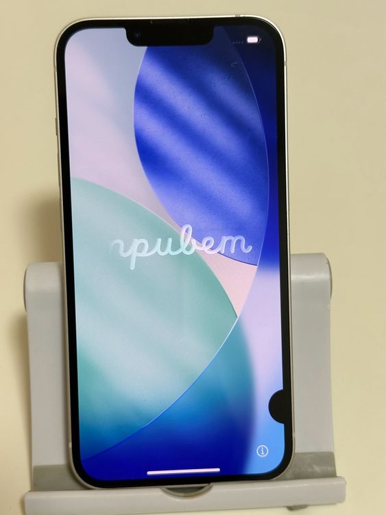 ���Хåƥ꡼87% SIM�ե꡼ iPhone13 128GB �������饤��