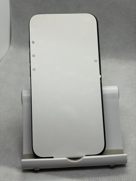 ������̤���� SIM�ե꡼ iPhone16e 128GB �֥�å�
