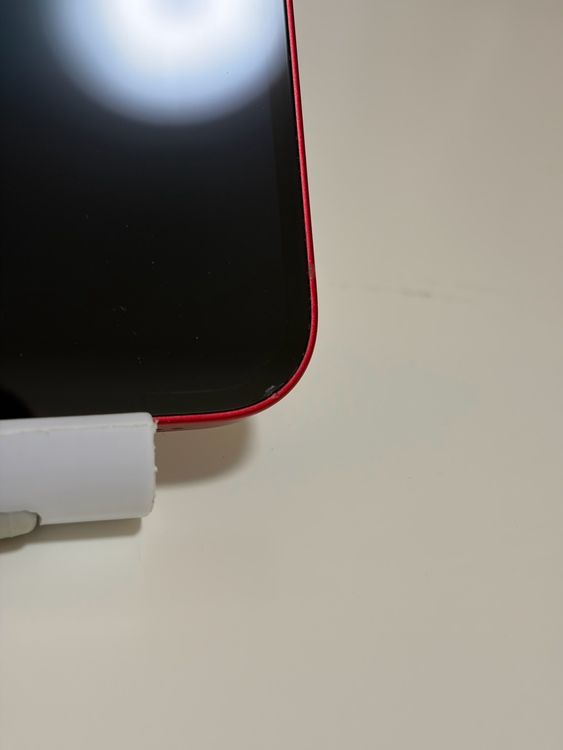 ���Хåƥ꡼82% SIM�ե꡼ iPhone13 128GB ��å�