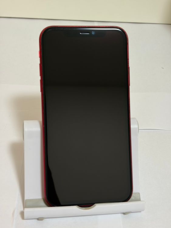 ���Хåƥ꡼93% SIM�ե꡼ iPhone11 64GB ��å�