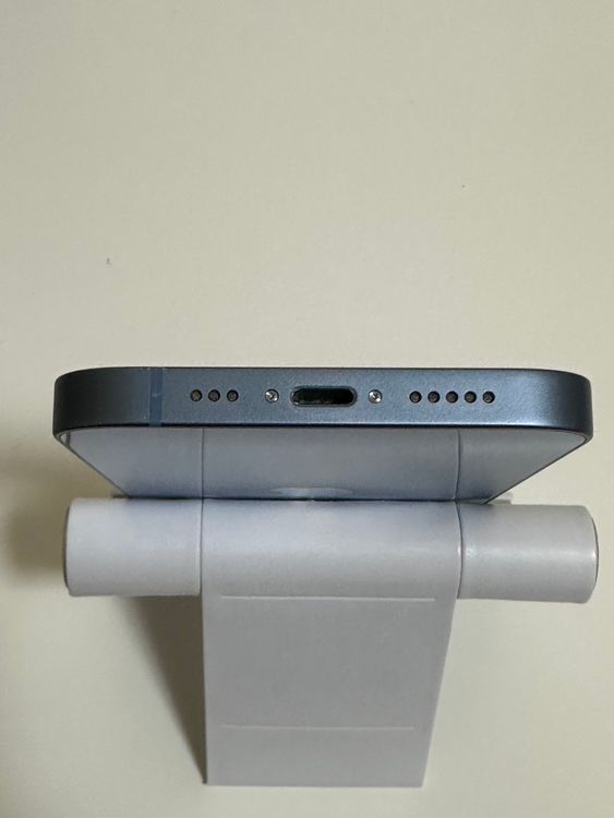 ������ SIM�ե꡼ iPhone14 256GB �֥롼