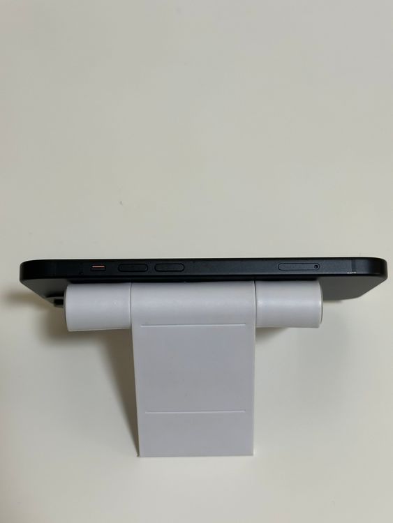 ��SIM�ե꡼ iPhone15 256GB �֥�å�