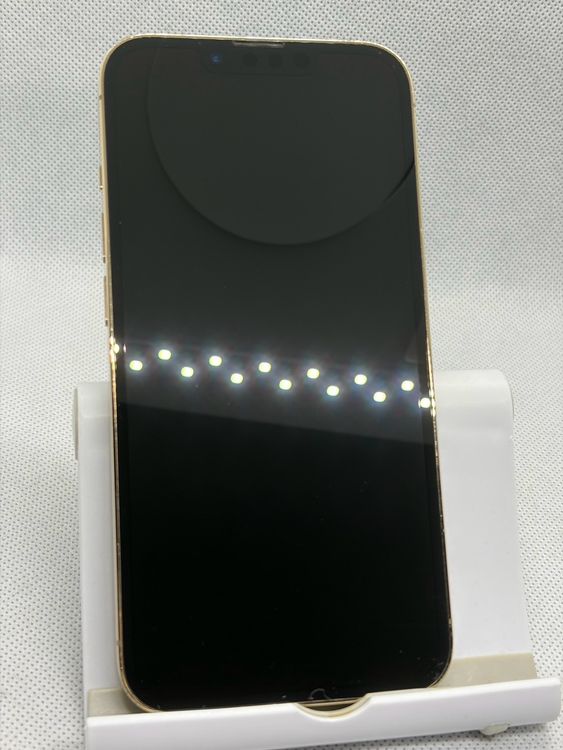 ���Хåƥ꡼82% SIM�ե꡼ iPhone13Pro 256GB �������