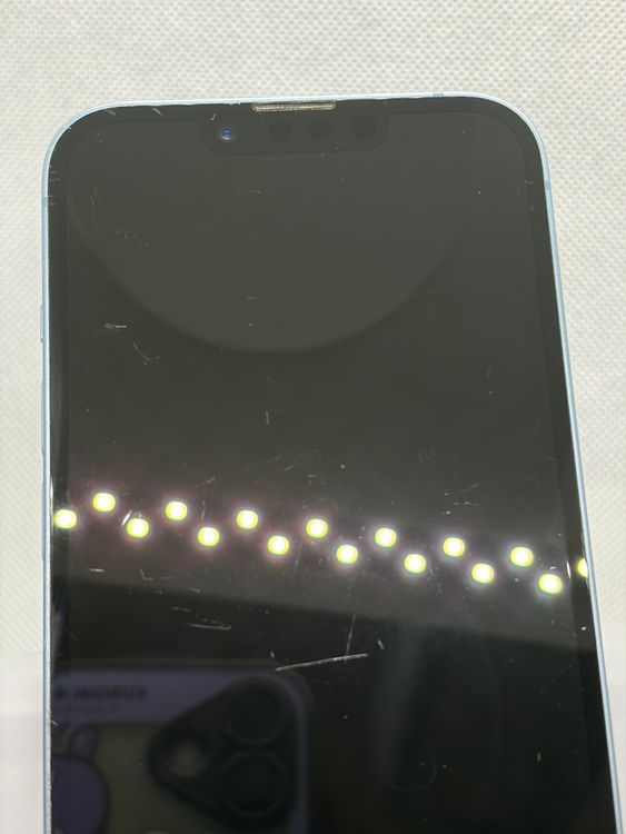 ���Хåƥ꡼84% SIM�ե꡼ iPhone14 128GB �֥롼