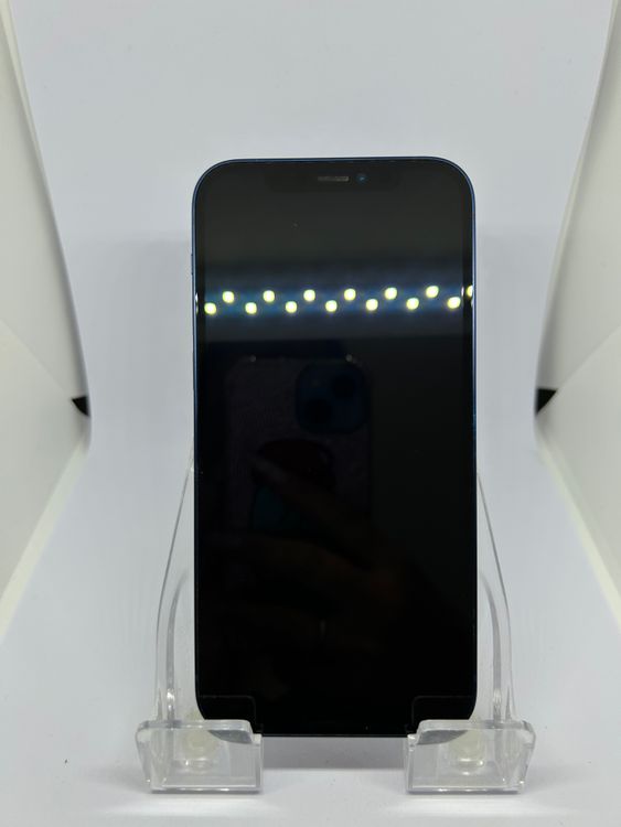 ��SIM�ե꡼ iPhone12  64GB �֥롼 �Хåƥ꡼77%