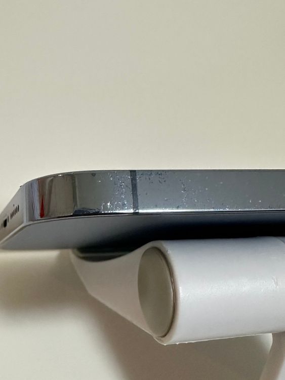 ���Хåƥ꡼86% SIM�ե꡼ iPhone13ProMax 1TB ������֥롼