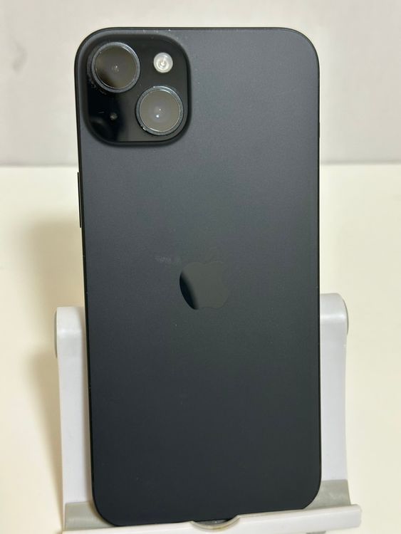 ���Хåƥ꡼84% SIM�ե꡼ iPhone15Plus 128GB �֥�å�